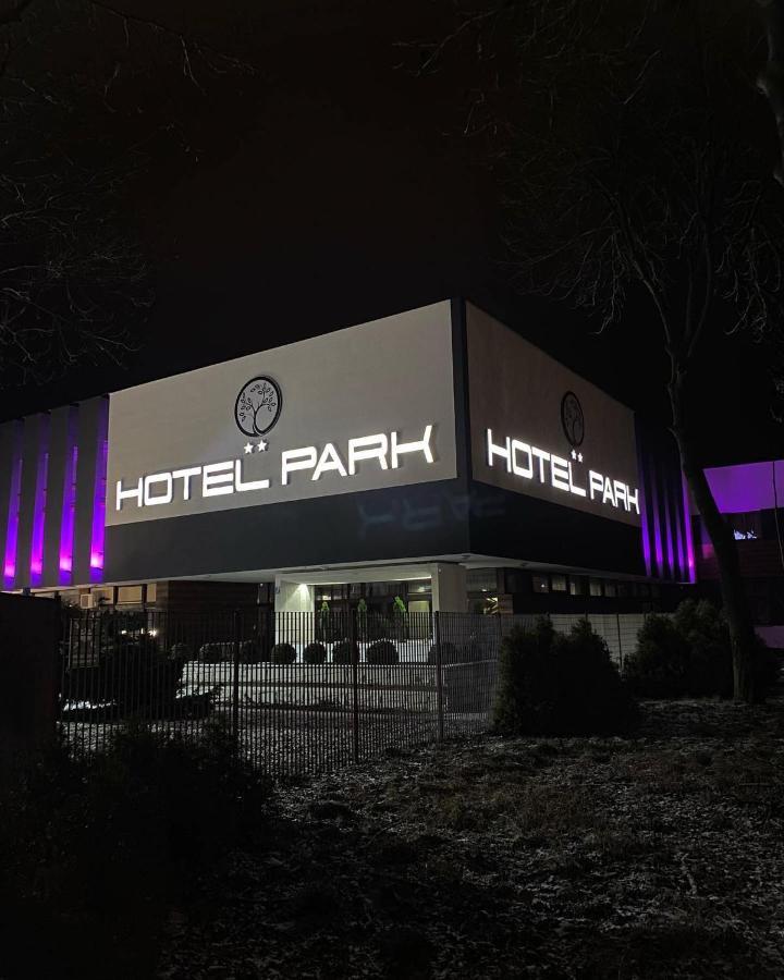 Opoczno Hotel Park מראה חיצוני תמונה