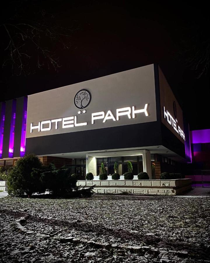 Opoczno Hotel Park מראה חיצוני תמונה